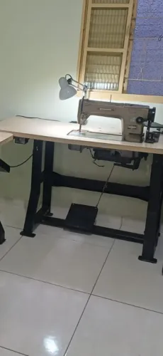 Maquina de costura