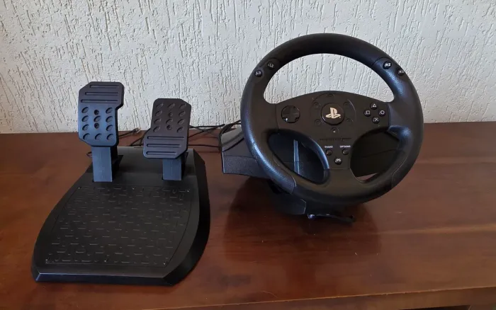 Volante e Pedais Thrustmaster T80 Racing Wheel (Versão Oficial PlayStation)