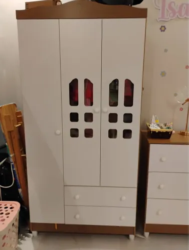 Guarda roupa bebe