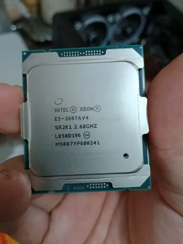 Xeon e5 2697A v4 - 3.6GHz Turbo 32threads