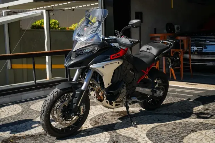 Ducati Multistrada V4 Rally 2024 - Apenas 62 km - Estado de Zero Km