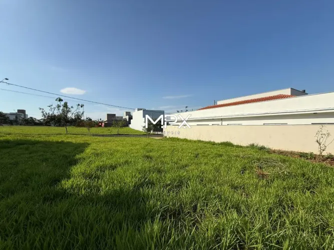 Terreno à venda no Residencial Reserva Jardins em Piracicaba