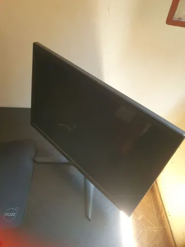 Monitor Tronos 19" LED Widescreen (TRS-HK19WY) - Funcionando Perfeitamente