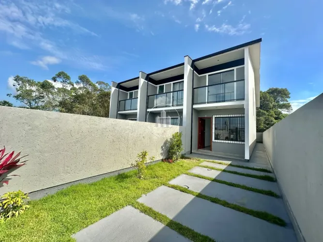 Sobrado Geminado 2 Quartos com 1 Suítes e 104m² - Sertão do Maruim