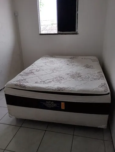 Vendo cama box casal