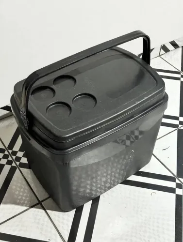 Caixa Térmica Black 34L