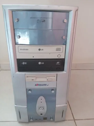 PC Antigo para manutenção ou Retirada de Peças
