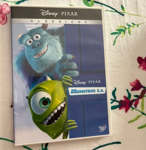 dvd monstros s.a.em ótimo estado. original.