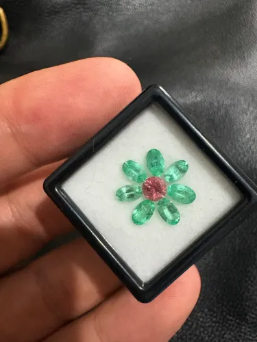 Conjunto Esmeralda e turmalina 