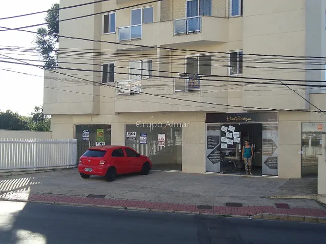 Loja - São Pedro