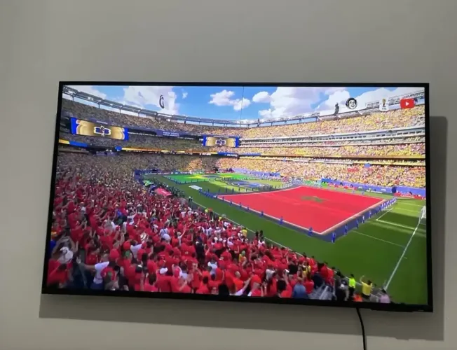 TV SAMSUNG 43? CRYSTAL