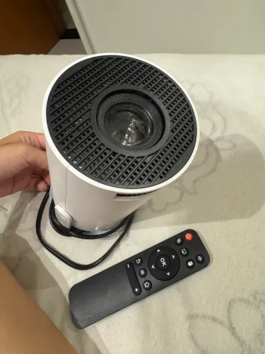 Mini Projetor Portatil 5g Wifi 6 Bluetooth 5.0 AOPVUI Android 11 HY300 Projetor 4K 