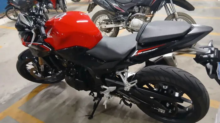 Honda CB500f 2023