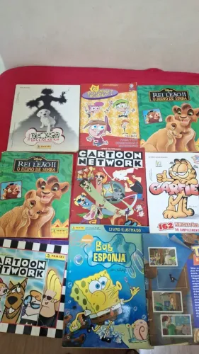 Álbuns de Filmes e Desenhos dos Anos 2000