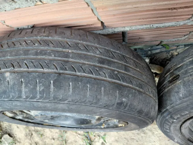 Rodas 14 com pneus