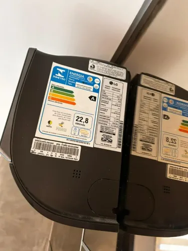 AR CONDICIONADO LG SPLIT HI WALL REVERSO - 12.000BTU 220V