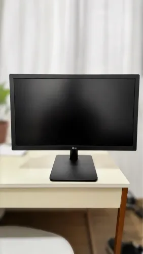 Monitor Gamer LG 21,5? Full HD 75Hz - Seminovo