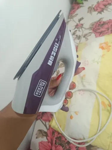Vende-se Ferro de Passar Roupa Novo