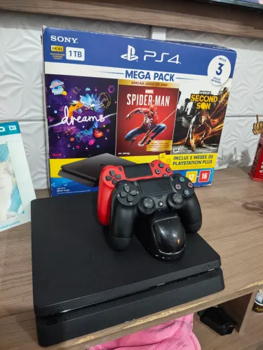 Ps4 - 1 terá - 2 controle