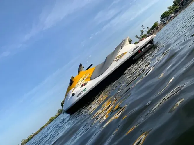 jet ski yamaha vx700 3 lugares