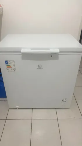 Vendo Freezer Electrolux 200 litros