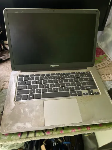 Notebook positivo Motion q232A