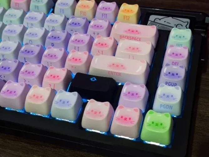 Kit de Keycaps Rainbow, retiradas do teclado Monsgeek MG108B
