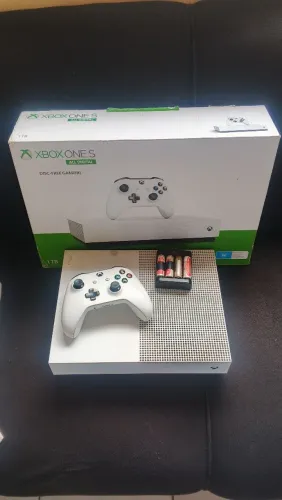 Xbox one S HD de 1 tera ALL digital 