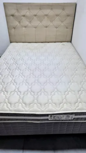 Cama de Casal Completa: Colchão Anjos Molas Ensacadas + Box + Cabeceira Estofada.