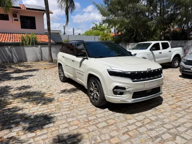 Jeep Commander Overland T270 1.3 TB Flex AUT 2022