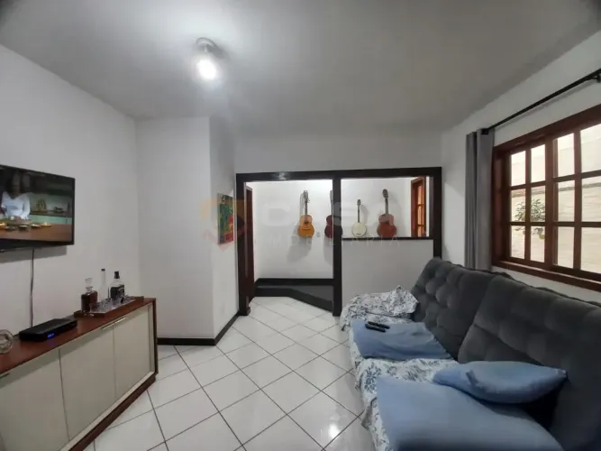 Casa com 2 quartos, 1 suíte, 2 vagas à venda em Praia das Gaivotas com 2 quartos, sendo