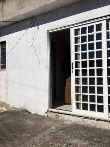 Casa à Venda no Fonseca/Engenhoca de 2 Quartos | Terreno 400 m² | Garagem