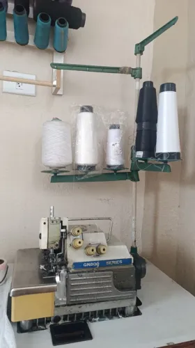 Maquina de costura overloque interlock industrial 