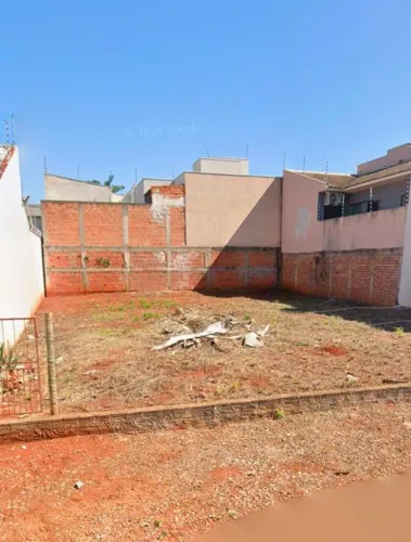 Terreno no Jd. Perobas II - Rua Pomba de Asa Branca