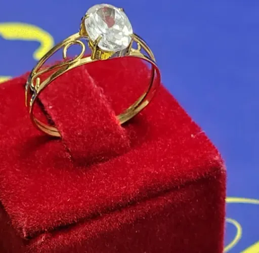 Anel Ouro 18 Kilates Pedra Zircônia 8x6 mm Peso 1.30 Gramas Feminino 