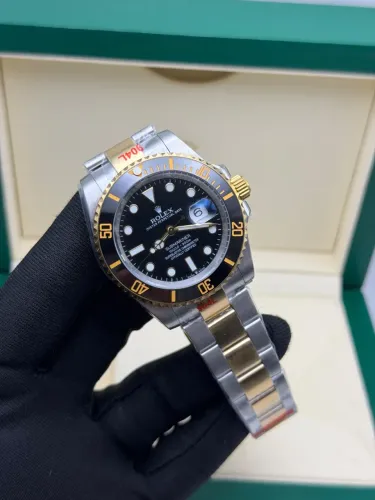 ,Rolex ,submarino base de eta.  