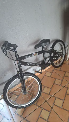 ? Bicicleta Infantil Samy Raptor Aro 20 - ESTADO DE NOVA!
