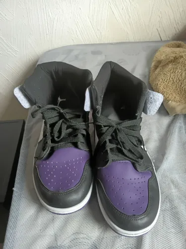 Bota Nike Roxa em excelente estado