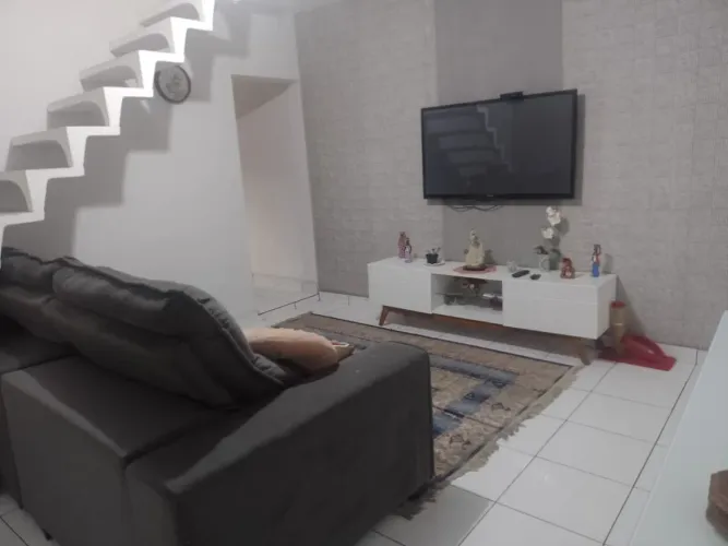 Sobrado em Itaim Paulista (zona Leste) - São Paulo
