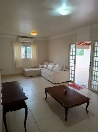 Casa à Venda em Jardim Casa Grande, Cambé - PR