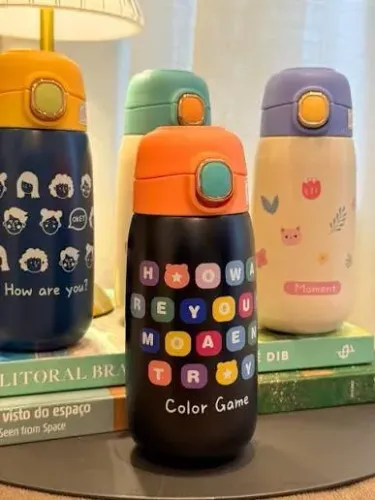 Garrafa Térmica Infantil com Estampa Divertida 420ml