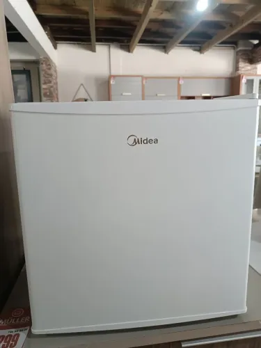 Frigobar Midea 45 litros