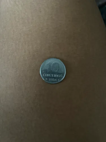 Moeda de 10 centavos de 1984 para colecionadores.