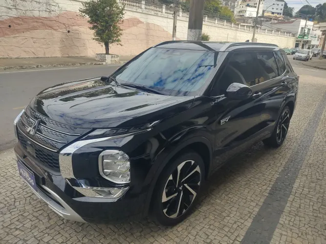Mitsubishi Outlander Signature 2.4 4X4 AUT (híb) 2026