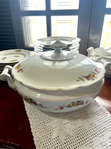 Sopeira Porcelana Real