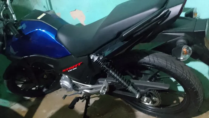 Vendo uma moto Start CG 160 azul