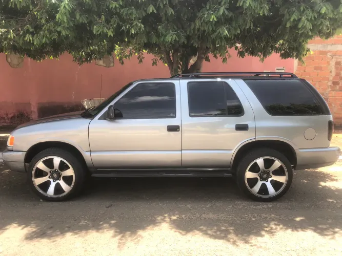 Chevrolet S10 Blazer DLX 2.2 MPFI / EFI 1997