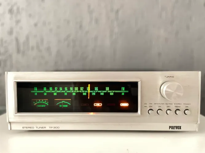 Tuner Polyvox TP 300 Vintage