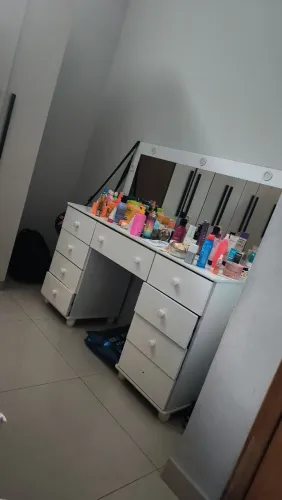 Móveis semi novos ,motivo da venda estou indo embora pra fora