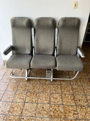 Poltronas avião Boeing 737